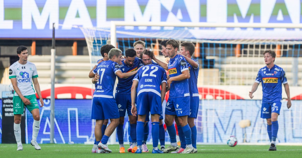 Kaptein Ottosson var etter første omgang... / Sandefjord